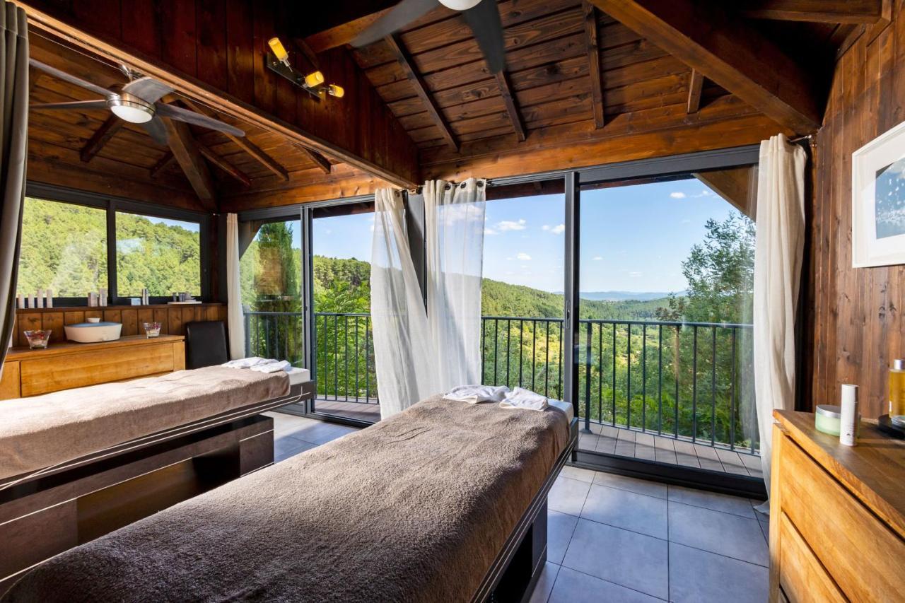 Domaine De Chalveches Hotel Spa 4* Faugeres  Εξωτερικό φωτογραφία