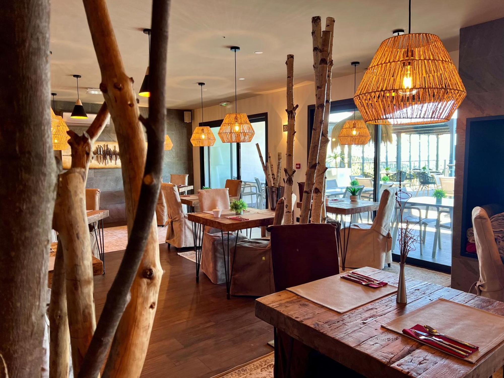 Domaine De Chalveches Hotel Spa 4* Faugeres  Εξωτερικό φωτογραφία